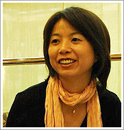 高橋　圭子氏